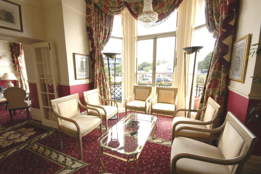 Courtlands Hotel AEGON International Esterno foto