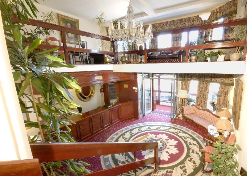 Courtlands Hotel AEGON International Esterno foto